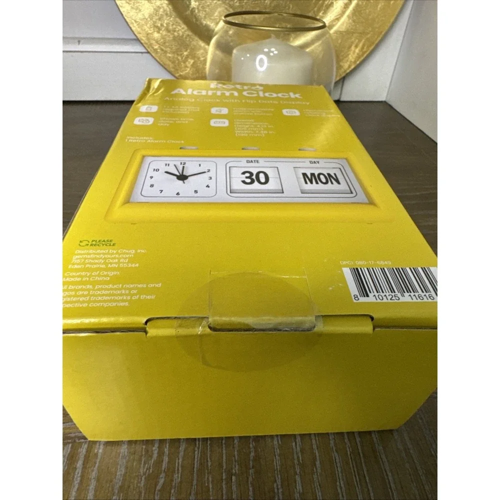 Gems Retro Alarm Clock Flip Date Day Analog Yellow Desk Clock Brand New Sealed